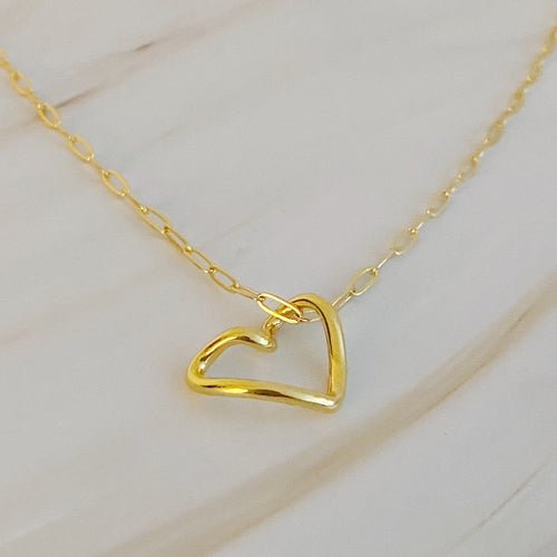 Heart And Chain Gold Necklace