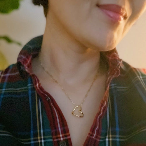 Heart And Chain Gold Necklace