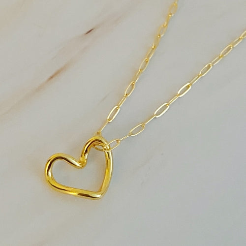 Heart And Chain Gold Necklace